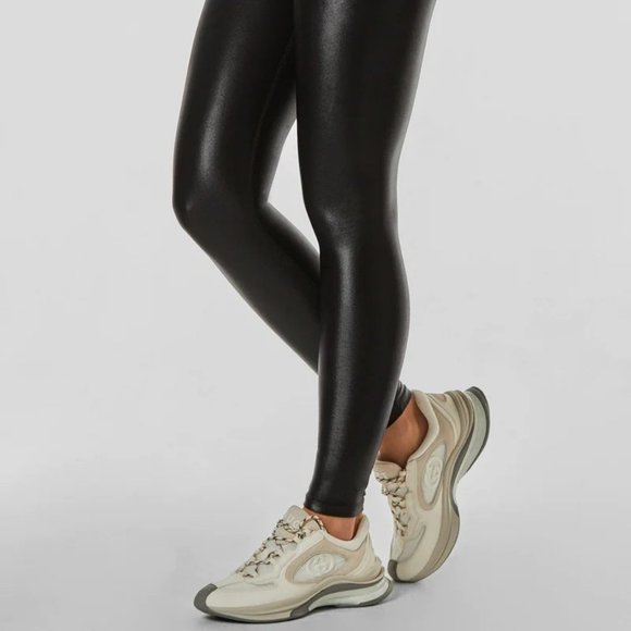 NOLI Yoga Black Liquid Shine Gloss Leggings Full Length Size Small NWOT MSRP $98 - Picture 2 of 4